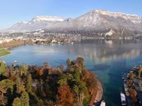 Annecy: Internationales Engagement für Trinkwasser