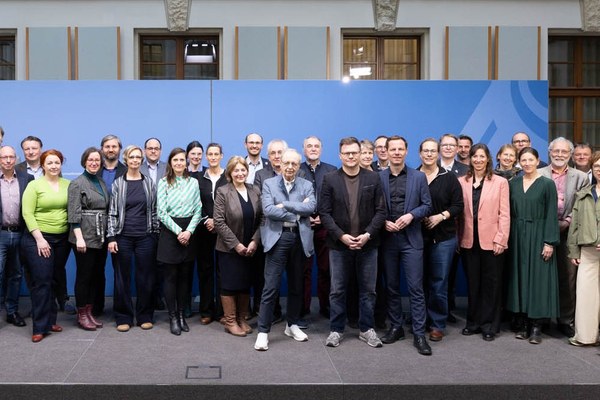 Bundesumweltminister Carsten Schneider sagt DANKE!