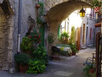 Demokratischer Neustart: Erfolge und Fehlzündungen