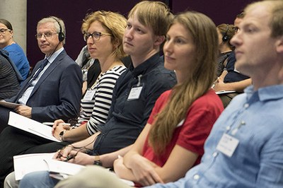 Der Jugend eine Stimme! - Wie Jugendpartizipation im Alpenraum gefördert werden kann