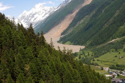 Wenn Berge abbrechen: Leben mit der Gefahr