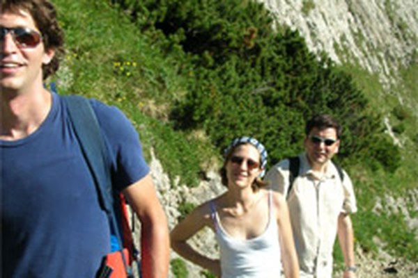 On the right track - for and with hikers