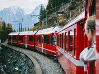 Traverser les Alpes en train et en bus – réservez dès maintenant !