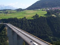 L'Union européenne surveille le transit alpin