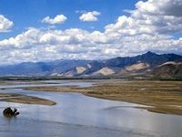 Menace sur les ressources en eau de l'Himalaya