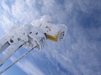 Divergence de points de vue sur la neige artificielle