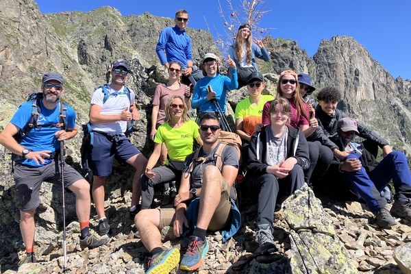 Comment rendre les expériences en montagne inclusives