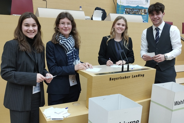 Parlement des jeunes : cinq résolutions pour une meilleure qualité de vie