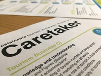 Tourisme soutenable dans les Alpes. Qui fait le travail ?