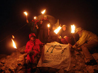 Una catena di falò in difesa delle aree protette e contro il traffico di transito