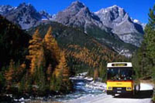 Più autobus nelle regioni di montagna svizzere