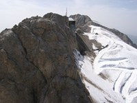 Marmolada: condanna per il danneggiamento al ghiacciaio