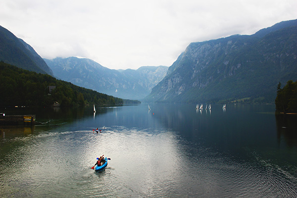 A chi appartengono i laghi di montagna?