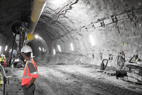 Controverso tunnel ferroviario tra Torino e Lione