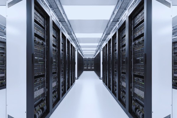 Una crescita preoccupante: quella dei centri di calcolo per l’intelligenza artificiale nella regione alpina