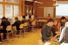 Virtualni planinski svet, kulturni prazniki in menjalne borze - Spletni izobraževalni projekti, sosedska pomoč in kulturna središča spodbujajo socialno kohezijo