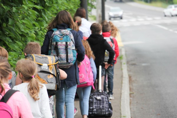 Aktivno v šolo s Pešbusom in Bicivlakom