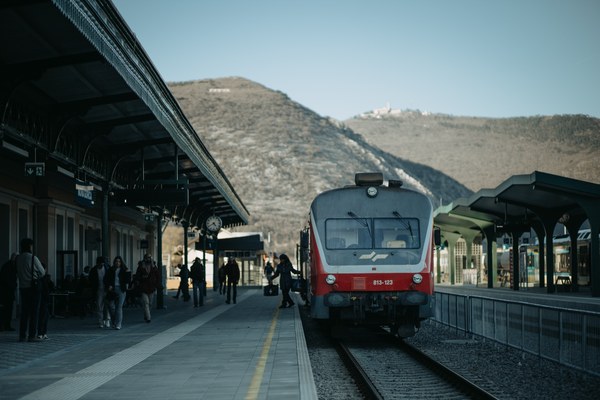 Ukrepi trajnostne mobilnosti v podjetjih in ustanovah - korak k trajnostnemu poslovanju