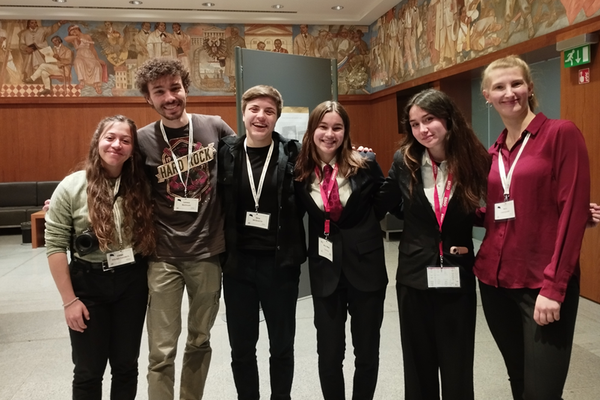 Odločna prizadevanja Mladinskega parlamenta Alpske konvencije za varovanje in ohranitev alpskih zavarovanih območij